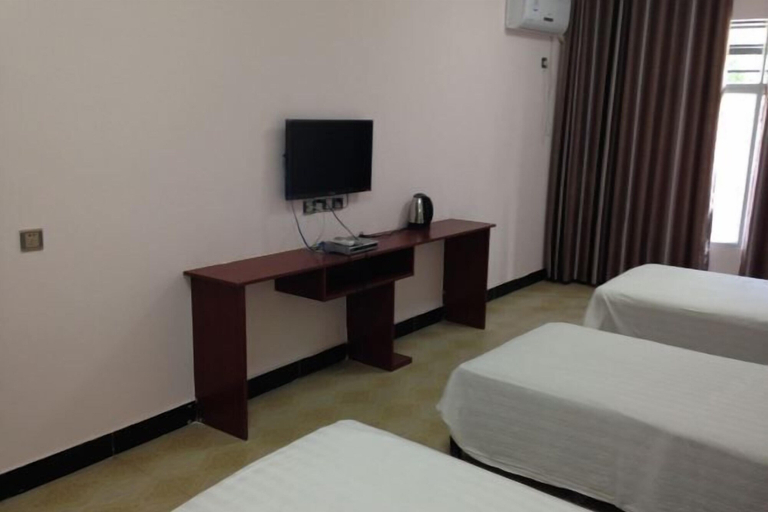Bedroom 3, Chibi Ancient Wind Hotel, Xianning