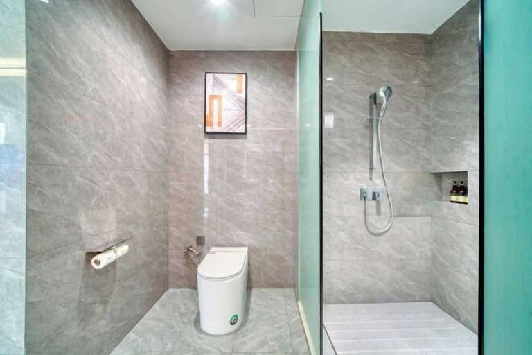 Bathroom 3, see only hotel, Ningbo