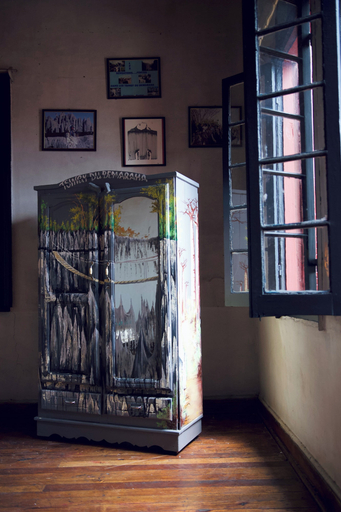 Interior 3, Le Karthala, Analamanga