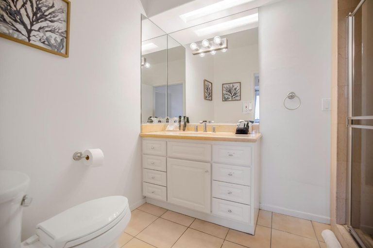 Bathroom 3, Franklin Mediterranean Villa, Los Angeles