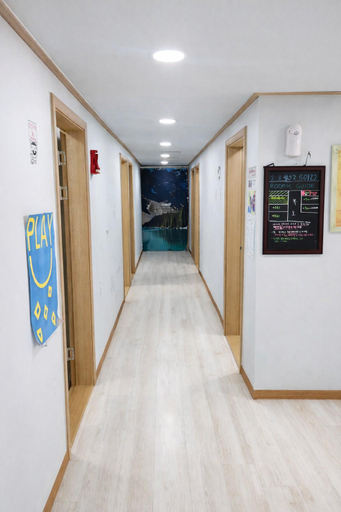Others 5, Sosorak 272, Yongin