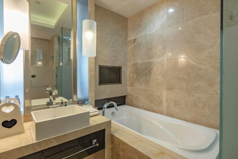 Bathroom 3, Huaxin Hotel, Xianning