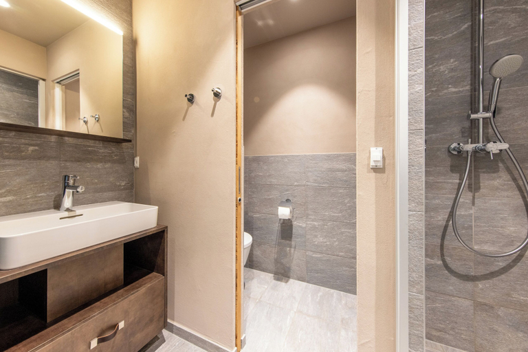 Bathroom 3, SWISSPEAK Resorts by Pierre & Vacances Premium Zinal, Sierre
