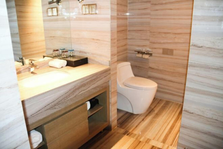 Bathroom 3, Donghuang International Hotel, Loudi