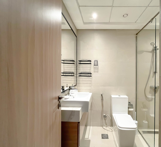Bathroom 3, Elegant 1BR at Azizi Riviera Prime Location, Dubai