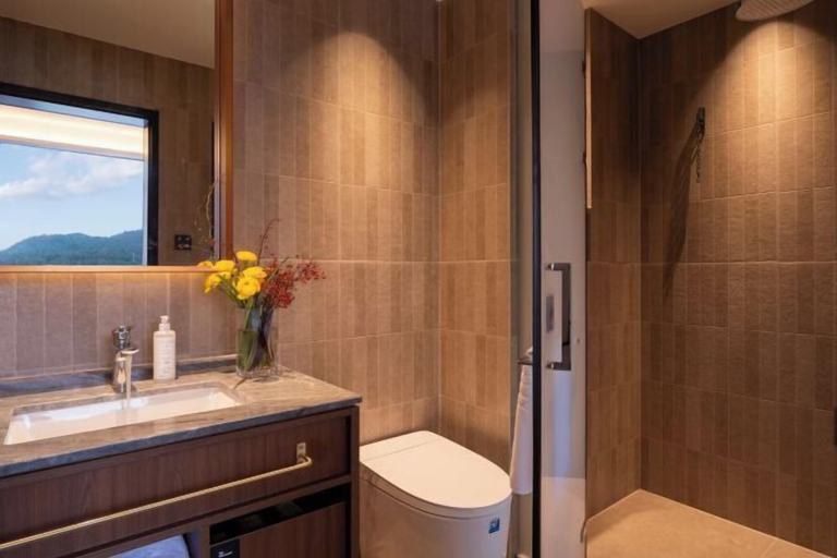 Bathroom 4, Landun Boutique Hotel, Yuxi