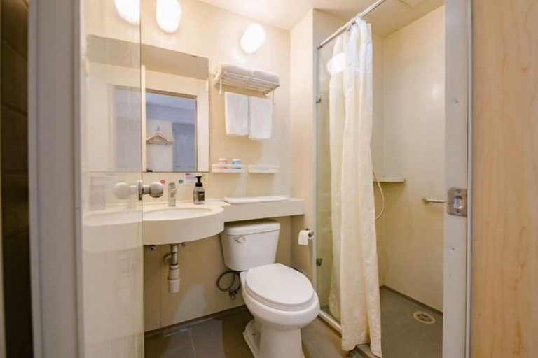 Bathroom, City Home Hotel, Bozhou