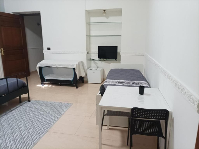 Room 3, bnbnancy, Napoli