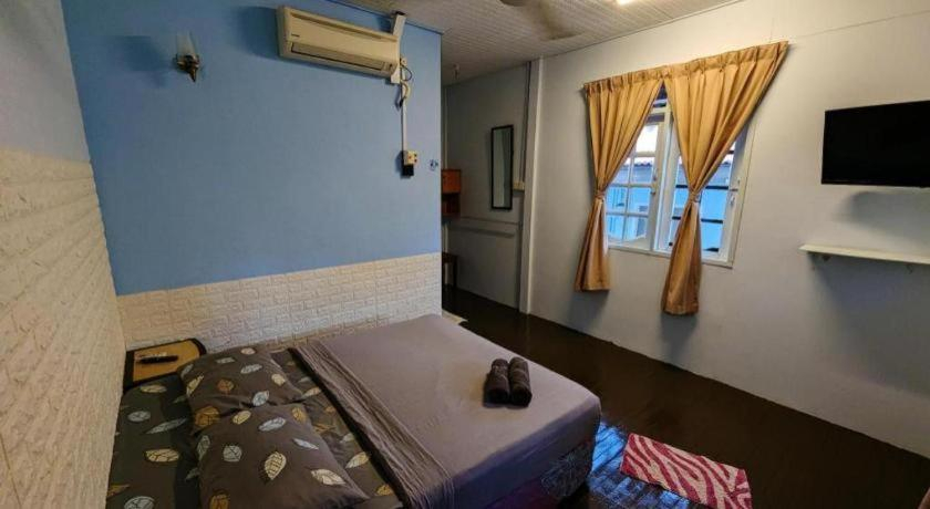 Bedroom 5, Ai Beach Resort, Manjung