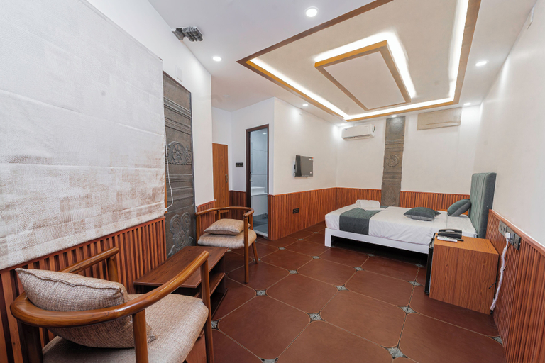 Room 4, Emmanuel Residency, Ernakulam