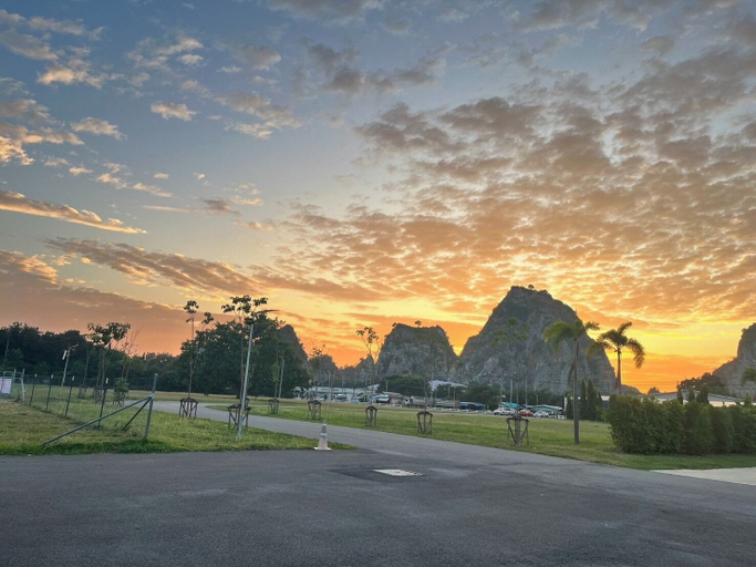 Others 5, Rock Resort, Muang Ratchaburi