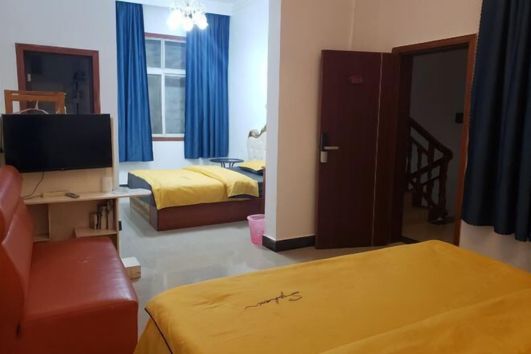 Bedroom 5, Xiangyunge Inn, Xiangxi Tujia and Miao
