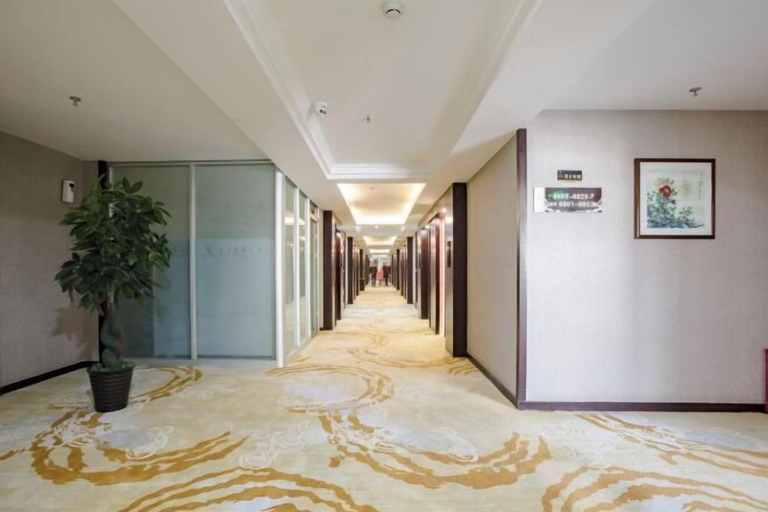 Others 5, Xiyan International Hotel, Baiyin