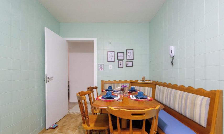 Dining, Apart w/ a Barbecue, 230 m From the Beach Sha0104, Piçarras