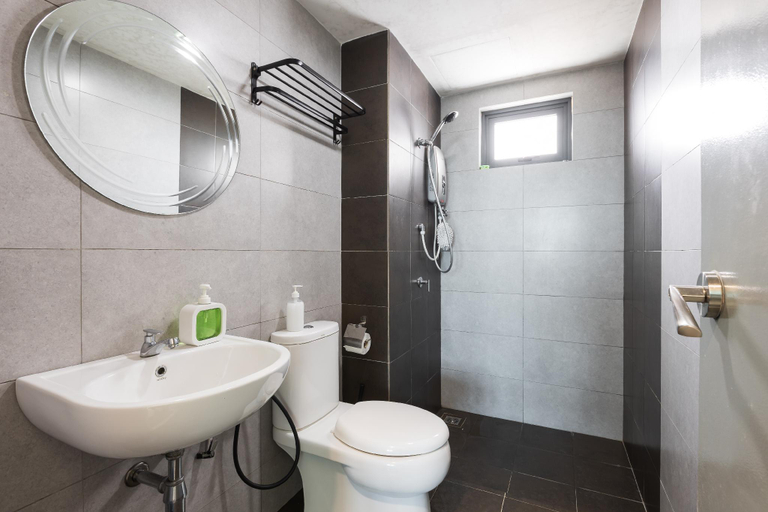 Bathroom 3, Meritus Suites Perai - 8pax, Seberang Perai Tengah