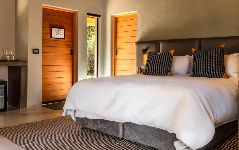 Bedroom 2, NAKO Safari Lodge, Waterberg
