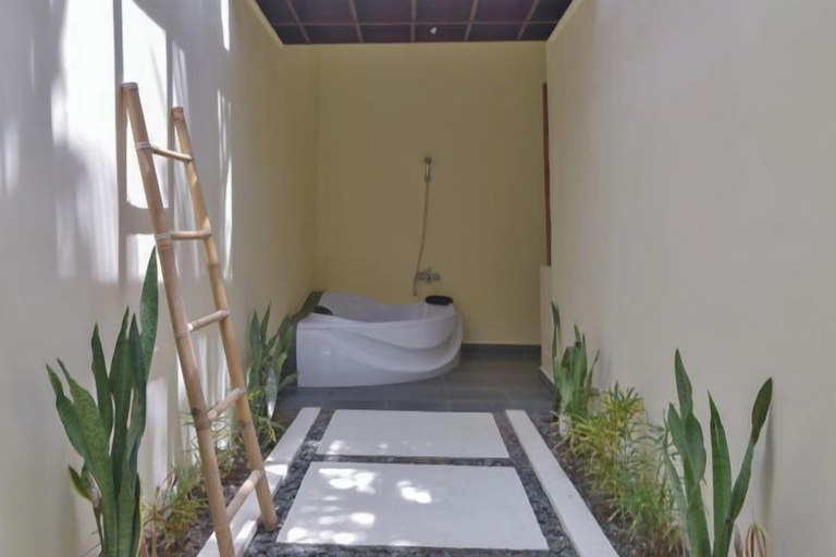 Bathroom 3, Villa Singkenken, Buleleng