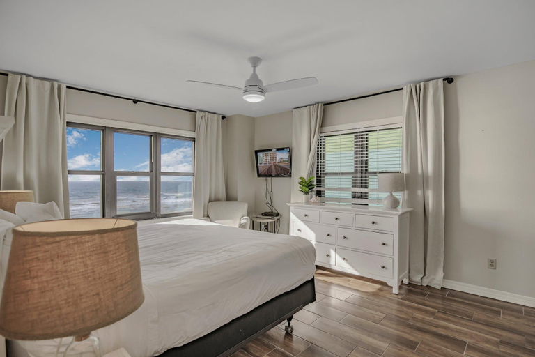 Bedroom 3, Harbour Place 413, Baldwin