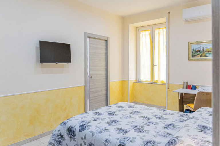 Room 2, Guest House Margherita Caserta, Caserta