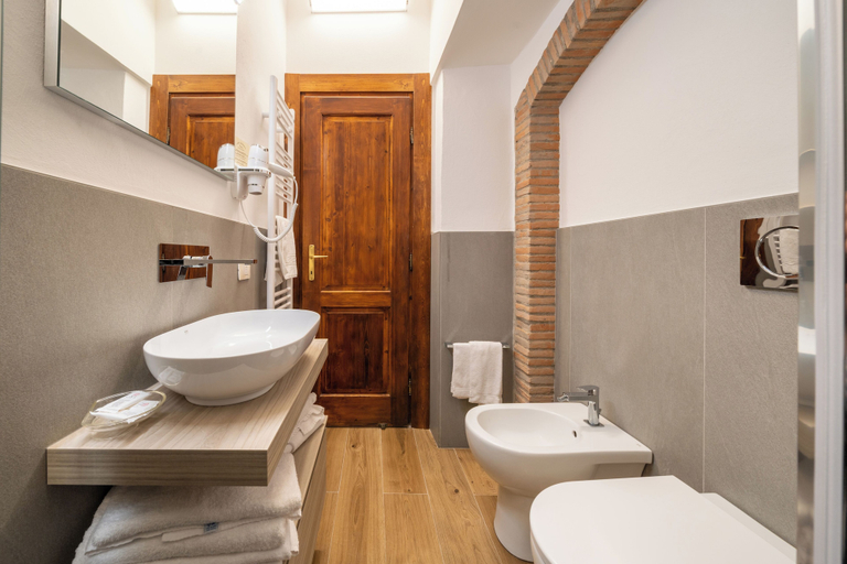 Bathroom 5, Affittacamere Valentina, Terni