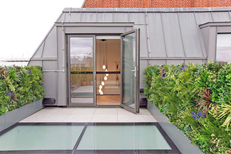 Exterior & Views 2, 3-bed Rooftop Penthouse, London