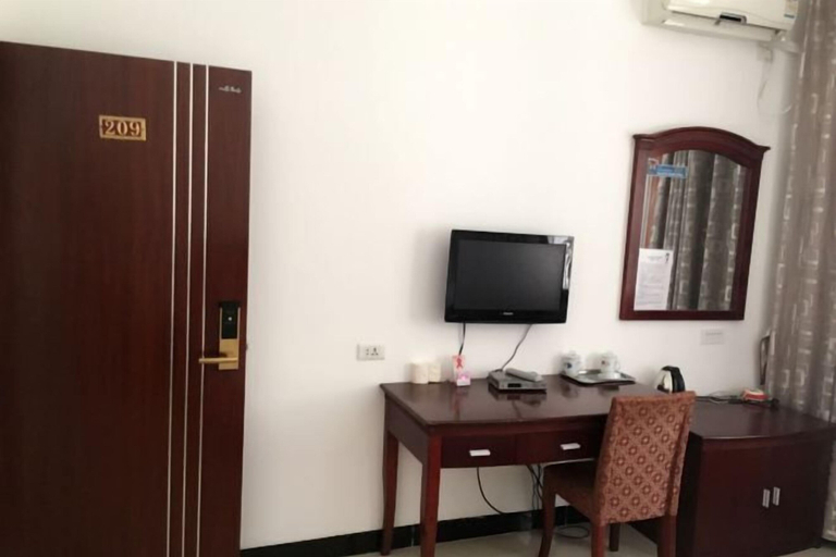 Others 5, Changning Xiuyuan Hotel, Yibin