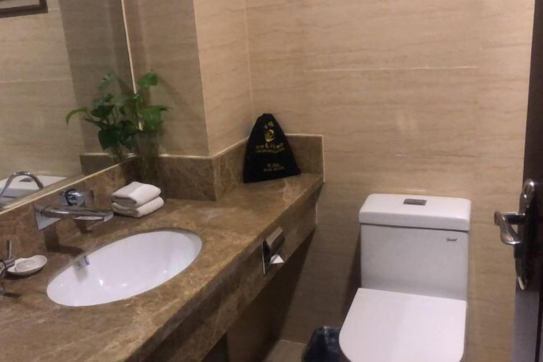 Bathroom 2, Lanzhou Senheyuan Hotel, Lanzhou