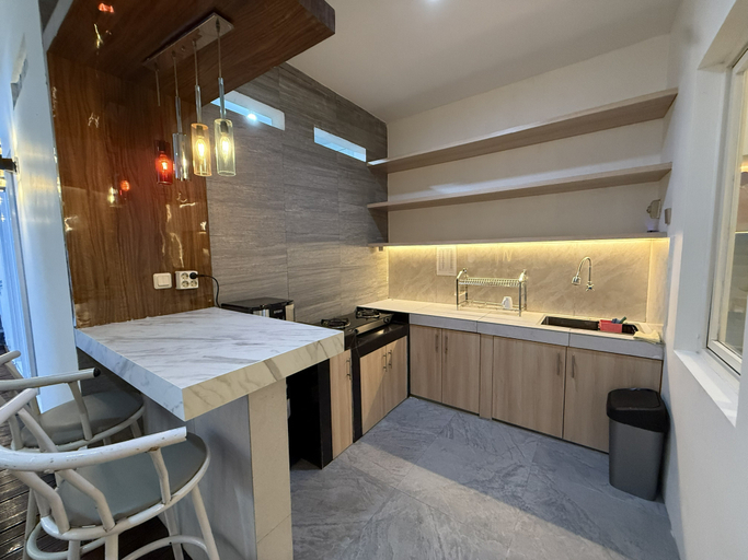 Others 4, Villa Amethyst Dago Pakar FE-22 4BR with Private Pool ( FAMILY ONLY), Bandung