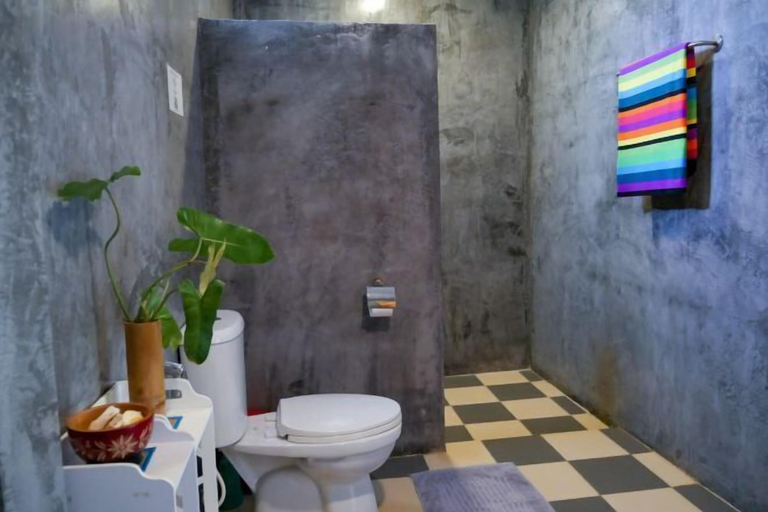 Bathroom 5, Enda Lanta Bungalows, Ko Lanta
