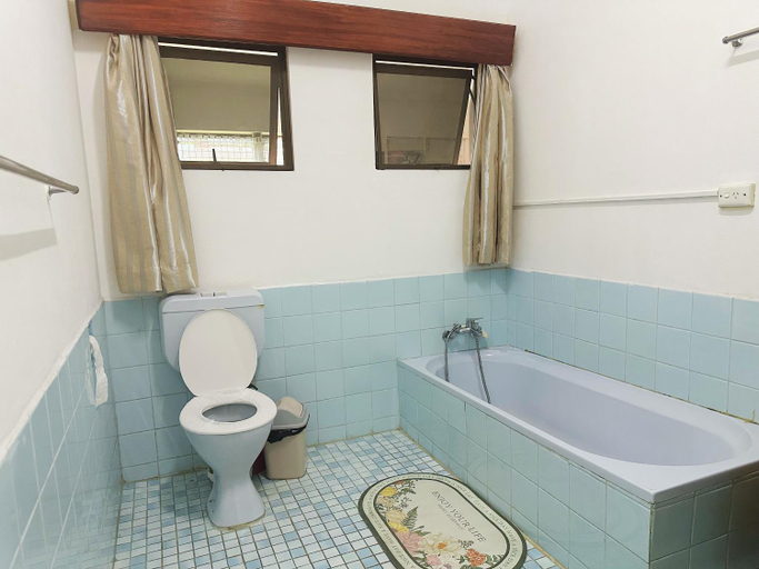 Bathroom 2, 机场附近的民宿roomB, Ba