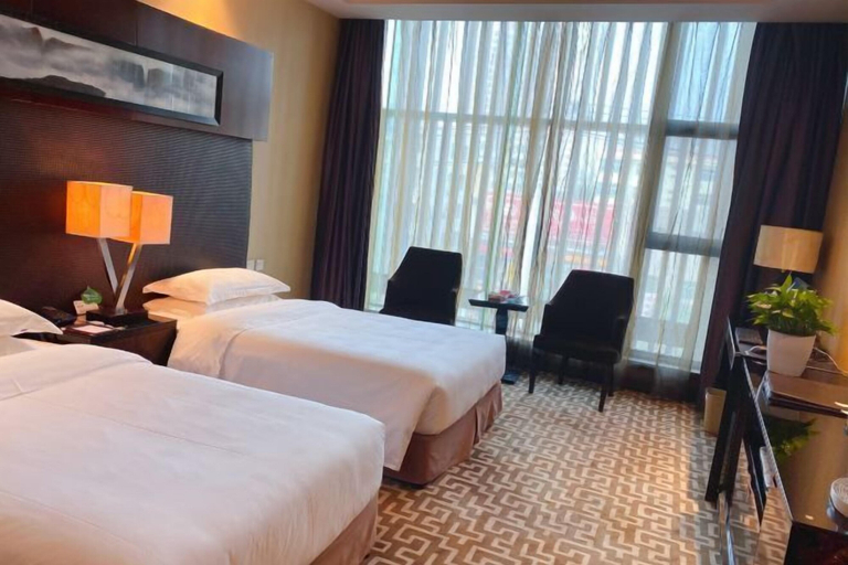 Bedroom 1, Kingdom Rich Hotel, Weinan