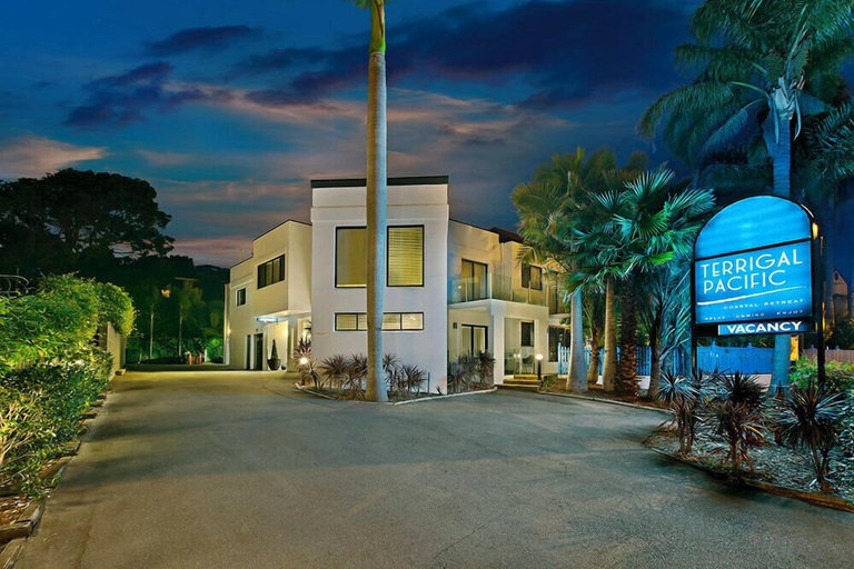 Exterior & Views 3, Terrigal Pacific Coastal Retreat, Gosford - East