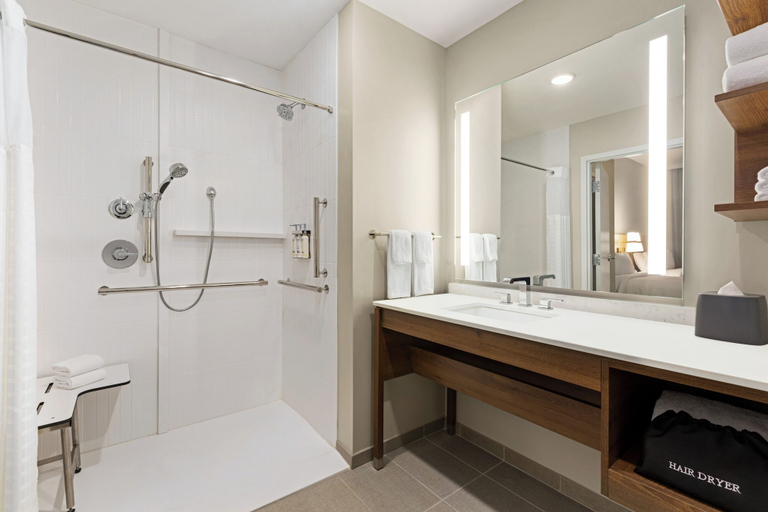 Bathroom 4, Staybridge Suites ROCKFORD, Winnebago