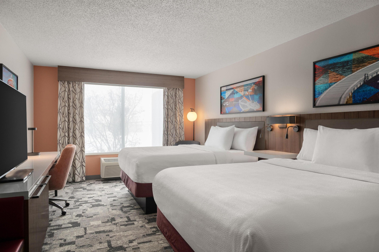 Bedroom 3, Hilton Garden Inn Indianapolis/Carmel , Hamilton