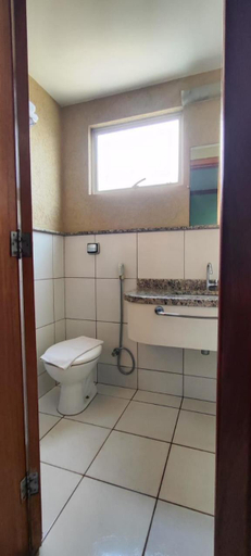 Bathroom 3, Golden Dolphin GrandHotel, Caldas Novas