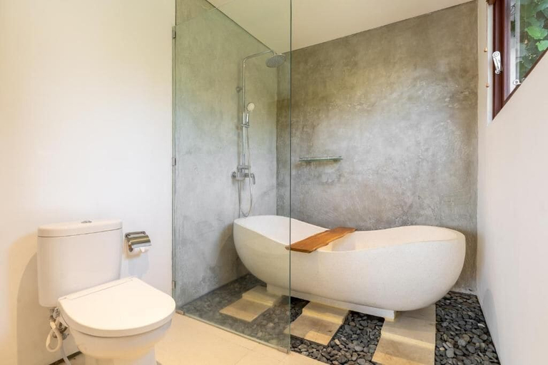 Bathroom 4, IBU The Sanctuary by OXO - Retreat House for Family & Transformational Events, Gianyar