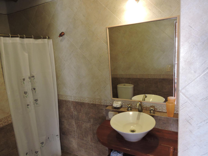 Bathroom 4, Torre Colon Cabanas, Colón
