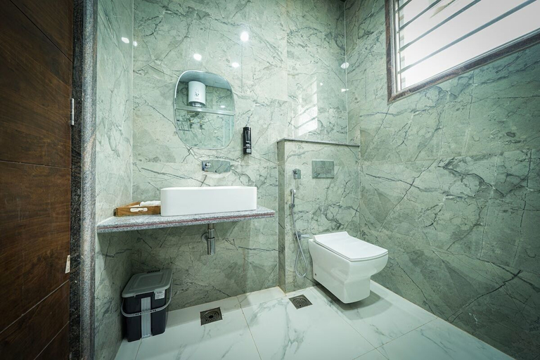 Bathroom 3, Saalak Farm Stay, Dehradun