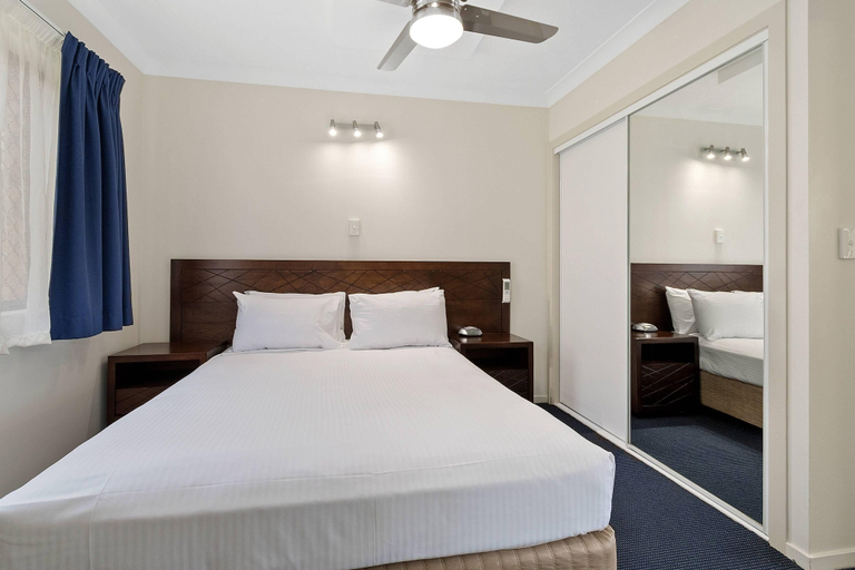 Bedroom 3, Quality Hotel Robertson Gardens, Robertson
