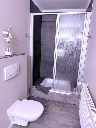 Bathroom 3, Hotel Messeblick, Hildesheim