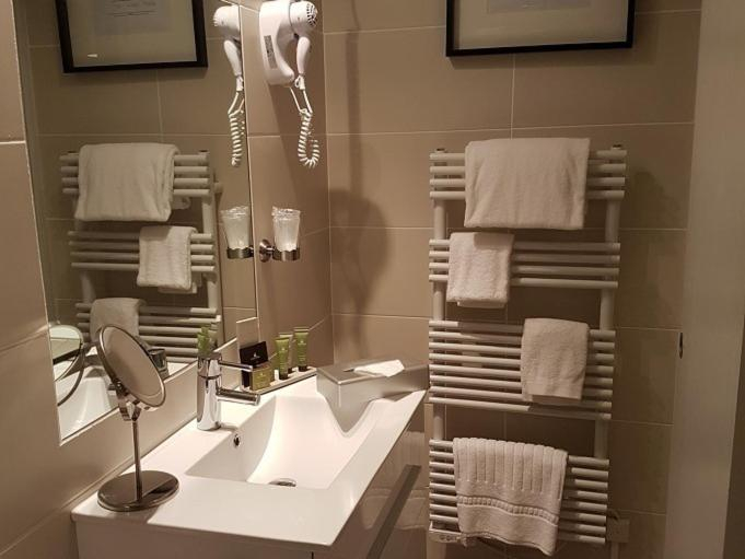 Bathroom 5, Hôtel Le Niobel, Haute-Corse