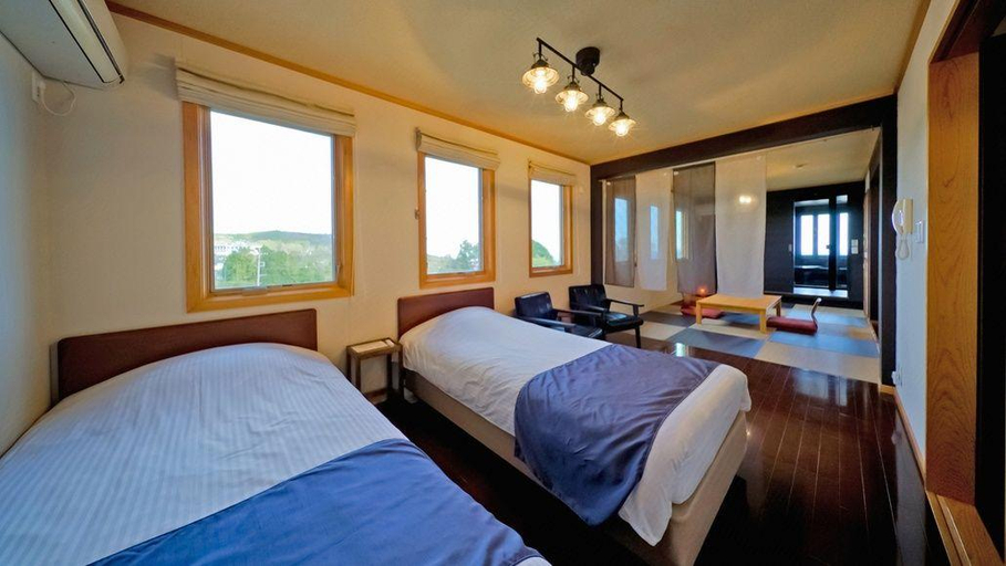 Bedroom, Oyado Yurari, Itō