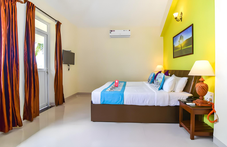 Bedroom 1, Meadow View Resort, South Goa