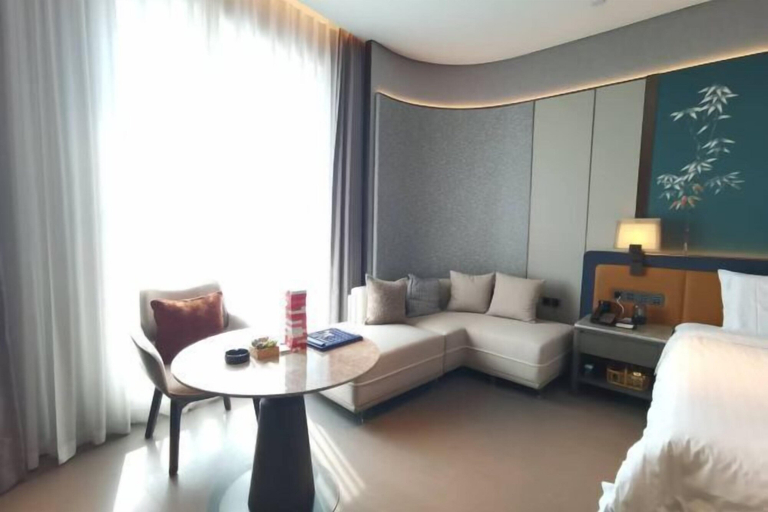 Bedroom 2, Xiaogan Yuji Grand Hotel, Xiaogan
