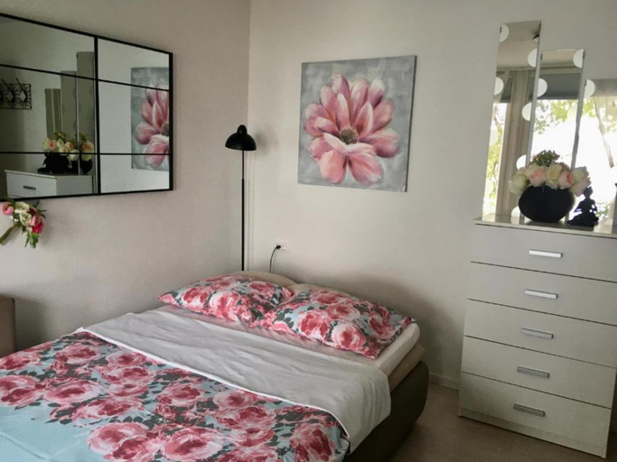 Bedroom 3, Beach House - 2m From Beach, Starigrad