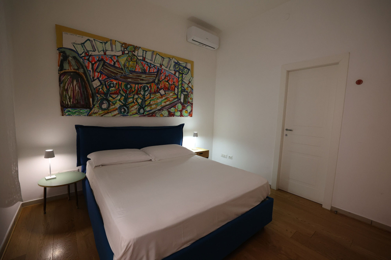 Bedroom 3, Dimora Megaride, Napoli