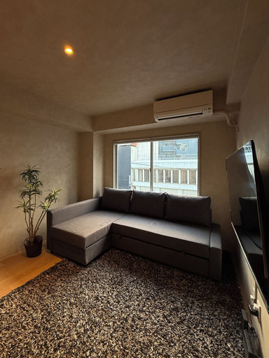Others 5, Ishiki Building, Hiroshima