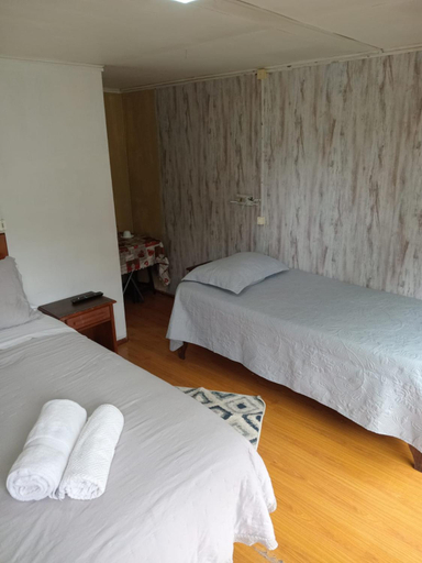 Bedroom 2, Hostal Costa patagonica, Última Esperanza