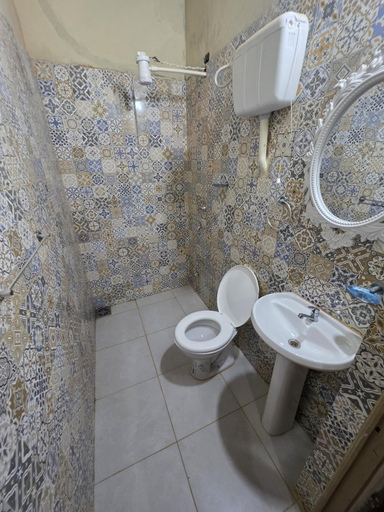 Bathroom 3, Habitacion en el centro asuncion solo efectivo guaranies, Asunción