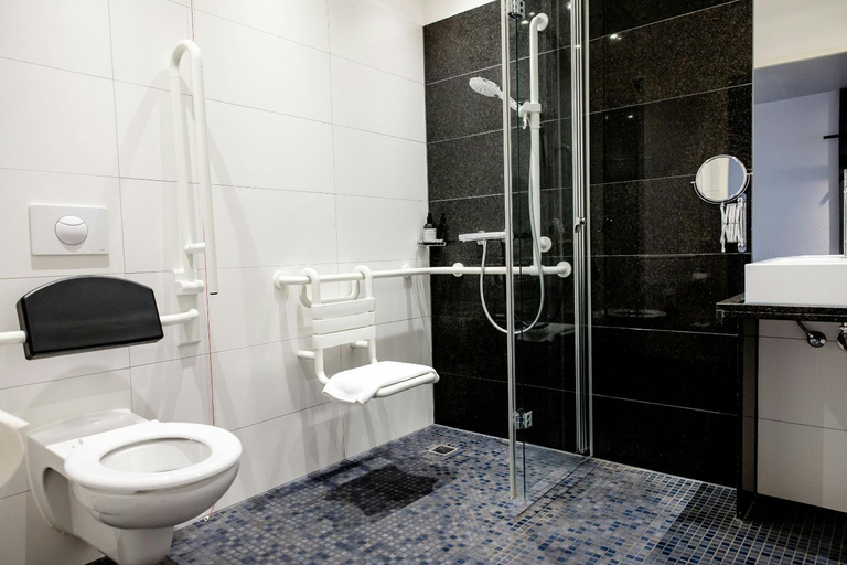 Bathroom 3, Motel One Wien-Prater, Wien